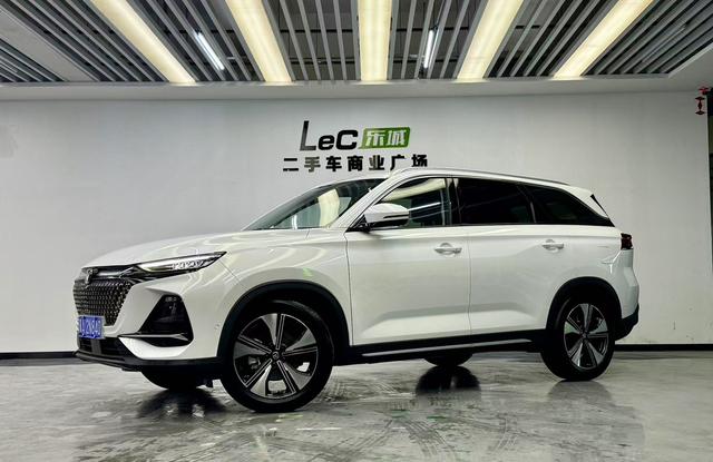 Changan X7 PLUS 2024 1.5T DCT Zunyao 7-seater
