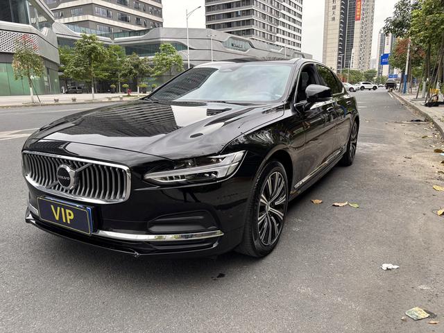 Volvo S90 2022 B5 Intelligent Luxury Edition