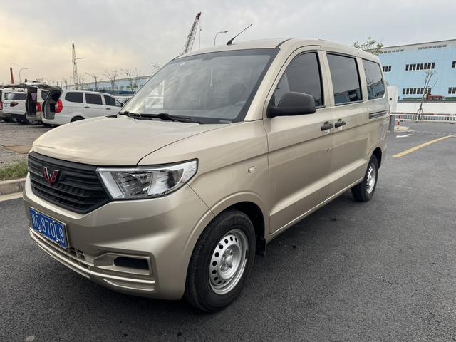 Wuling Hongguang V 2020 1.5L Jin Take Version National VI LAR