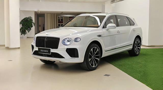 TIMOTO 2024 4.0T V8 Long Wheelbase Edition