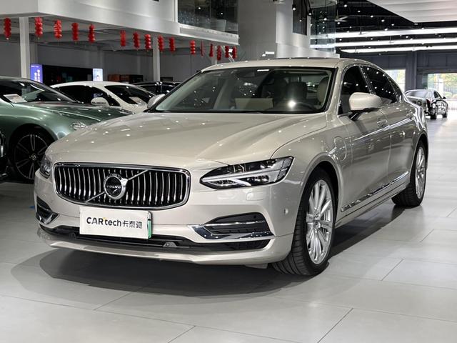 Volvo S90 PHEV 2019 T8 E-drive hybrid Honor Edition 3-seater Country VI