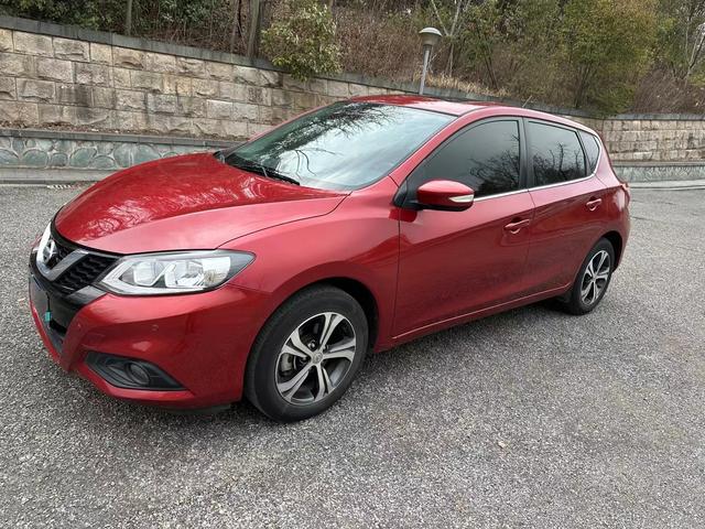 TIIDA TIIDA 2020 1.6L CVT Smart Edition