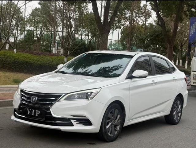 Escape DT 2021 1.6L Automatic Deluxe