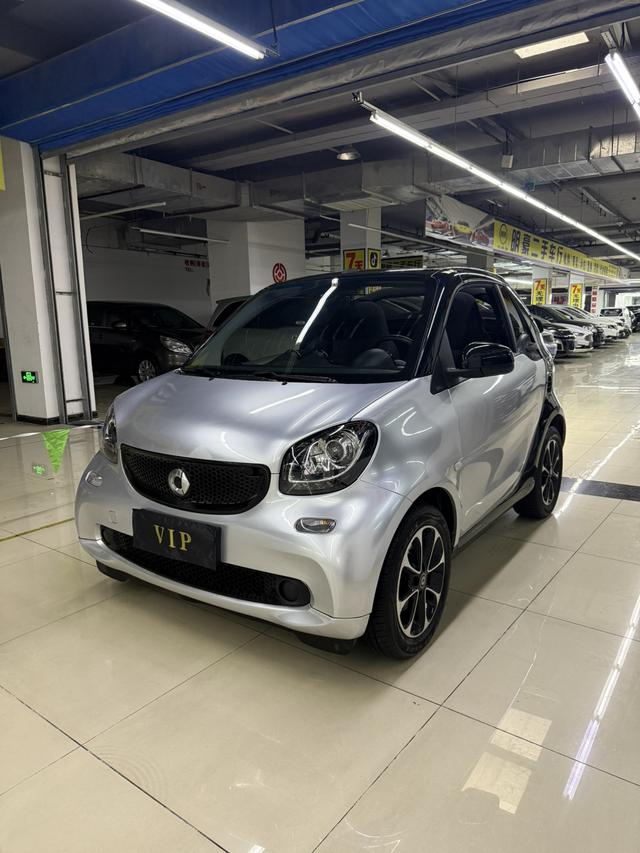Smart fortwo 2016 1.0L 52kw Convertible Passion Edition
