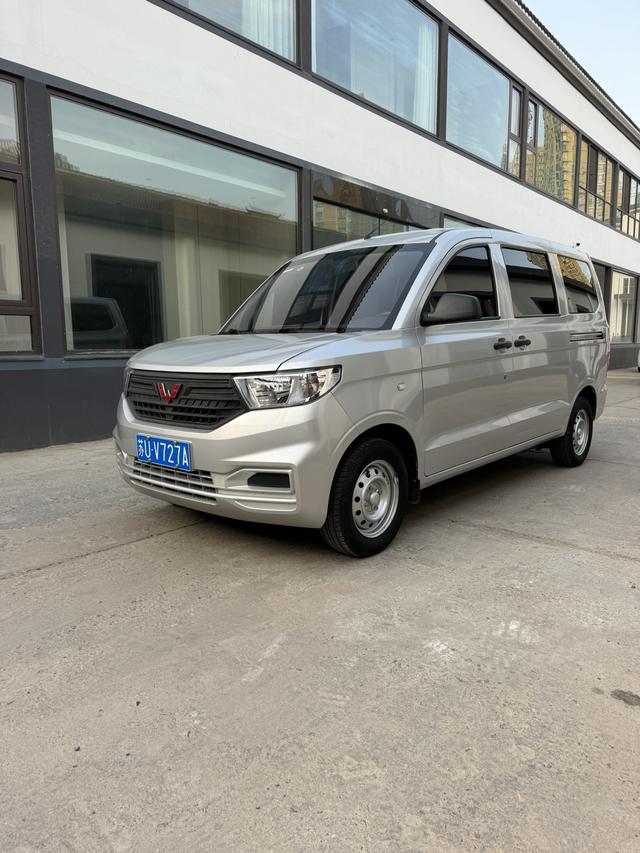 Wuling Hongguang V 2022 1.5L Jinjin Version Hydraulic Booster