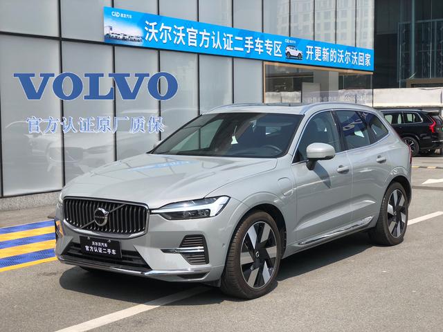 Volvo XC60 PHEV 2024 T8 four-wheel drive long battery life Zhiya Deluxe Edition