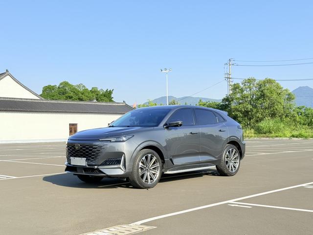 Chang'an UNI-K 2021 2.0T Premium