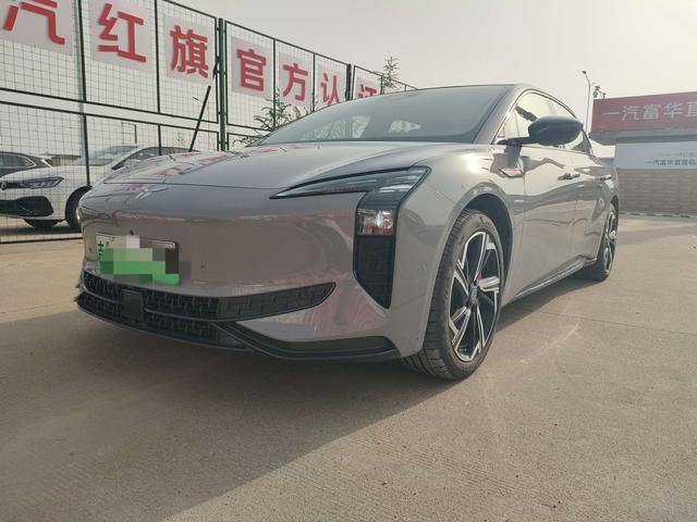 Hongqi EH7 2024 model 760 Pro+ four-wheel drive version