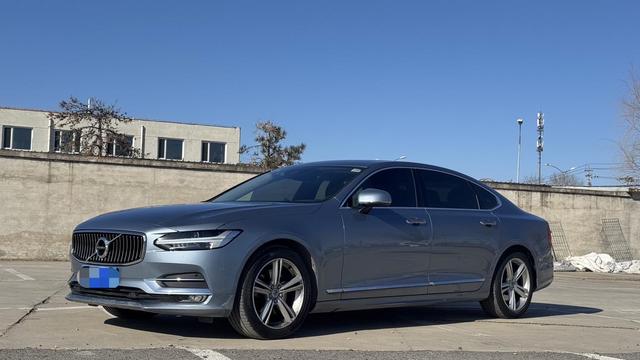Volvo S90 2019 T5 Smart Edition