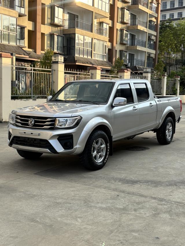 Ruiqi 2021 2.4T diesel four-wheel drive entrepreneurial version long cargo box YCY24165-61