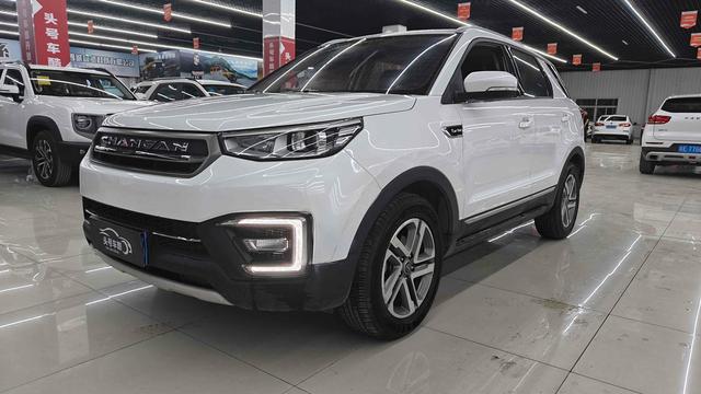 Changan CS55 2017 1.5T manual dazzling color type