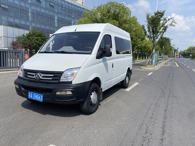 Xintu V80 2020 2.5T classic city with King manual short shaft mid-top 2/3 seat