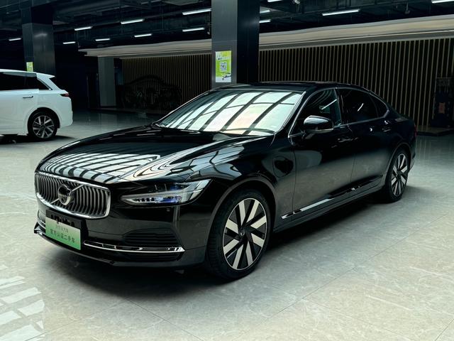 Volvo S90 PHEV 2025 T8 four-wheel drive long battery life Zhiya Deluxe Edition