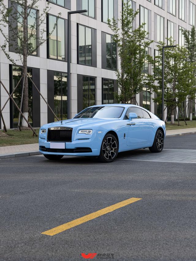 Phantom 2018 6.6T Black Badge