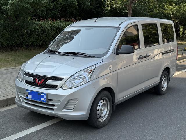 Wuling Rongguang V 2019 1.5L practical National VI LAR