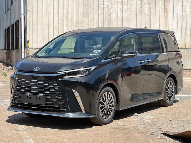 Lexus LM 2025 2.5L automatic four-wheel drive 7-seater parallel import