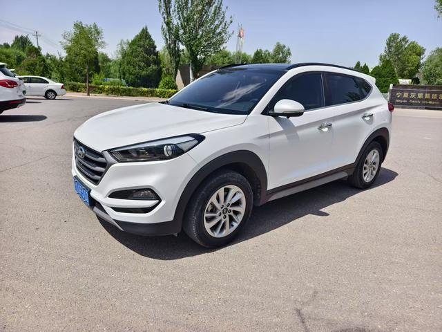 Tucson 2015 2.0L Automatic 2WD Intelligent