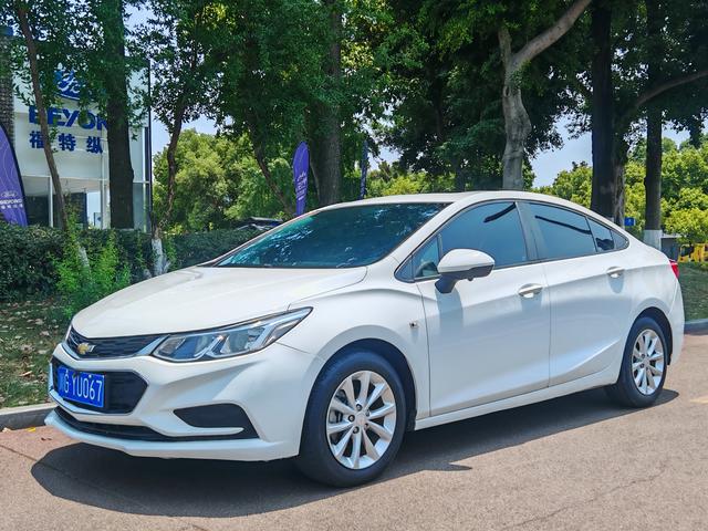 Cruze 2018 320 Automatic Pioneer Sunroof Edition