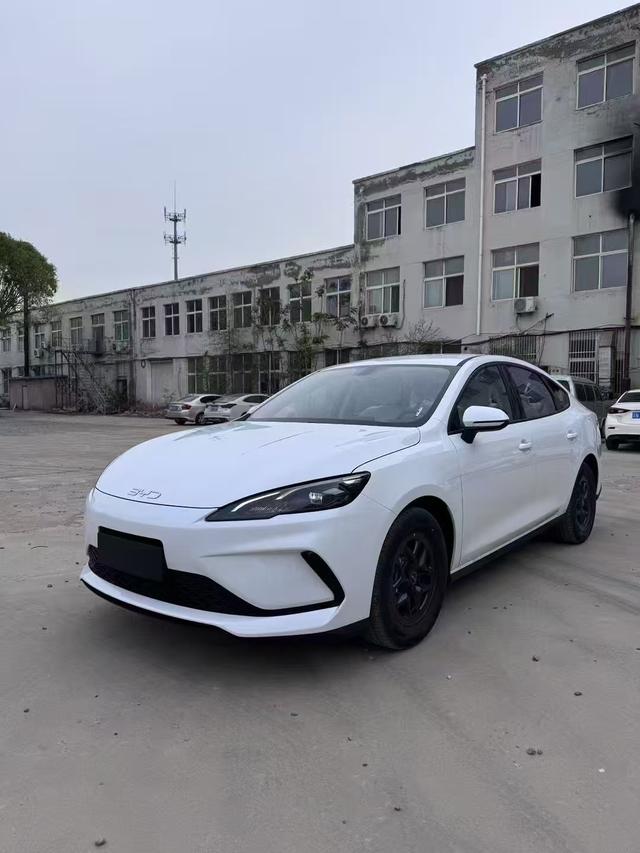Seal 05DM 2025 Smart Driving Version DM-i 55KM Luxury