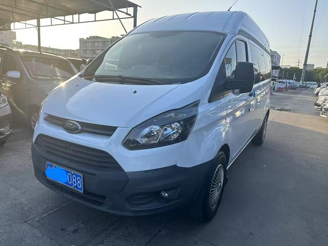 Transit 2020 2.0T Diesel Manual Commercial Center Axle Mid-Roof