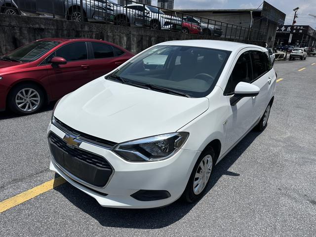LeFeng RV 2018 1.5L Automatic Unbridled Edition