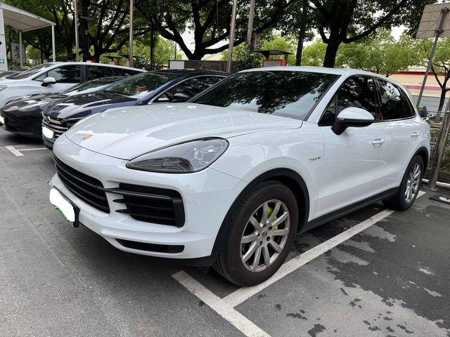 Cayenne E-Hybrid 2019 Cayenne E-Hybrid 2.0T