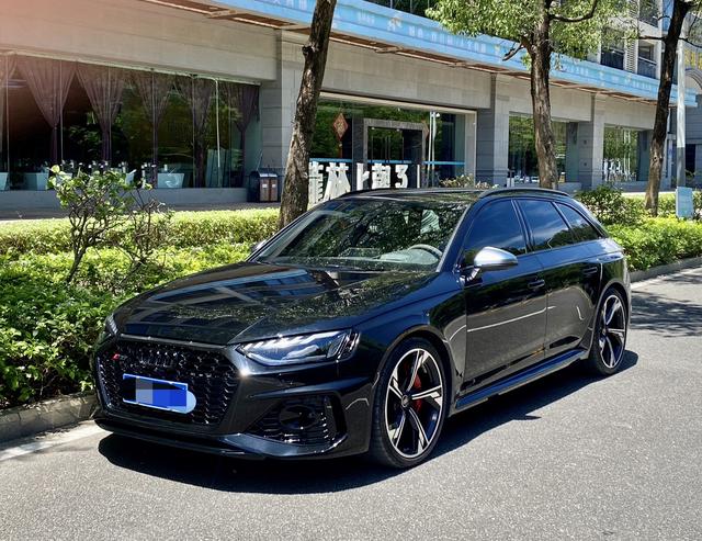 Audi RS 4 2023 RS4 2.9T Avant Obsidian Edition