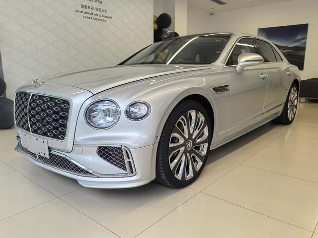 Flying Spur PHEV 2025 4.0 T V8 Mulliner