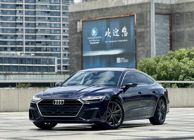 Audi A7 2022 45 TFSI Precision Selection