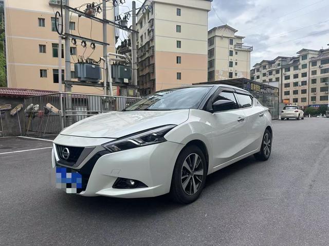 Bluebird 2019 1.6L CVT Dazzle Edition State VI