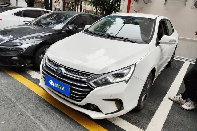 Qin DM 2018 1.5T Smartlink Elite