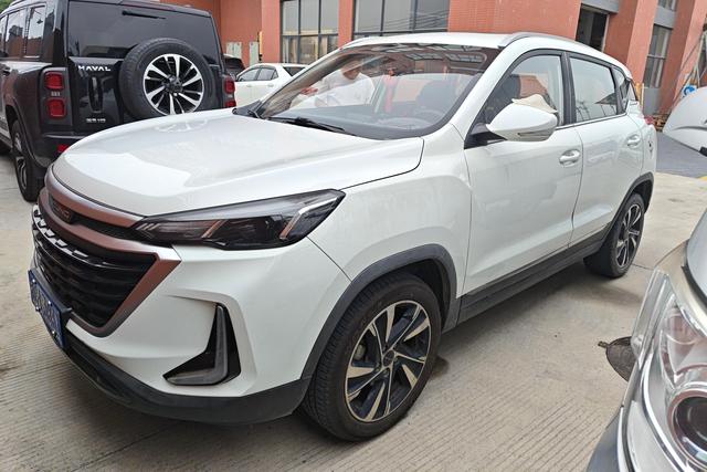 Beijing X3 2019 1.5T Manual Xingyao Version