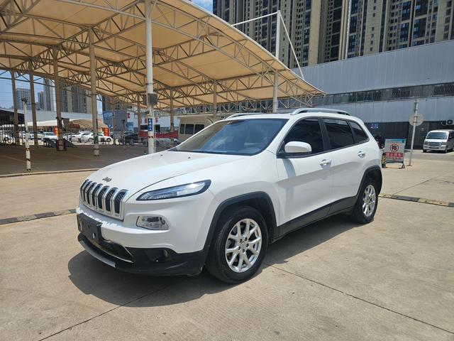 Freelander 2017 2.0L Superior Edition