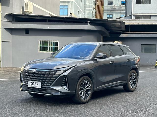 Changan UNI-Z 2025 1.5T DCT Premium Type
