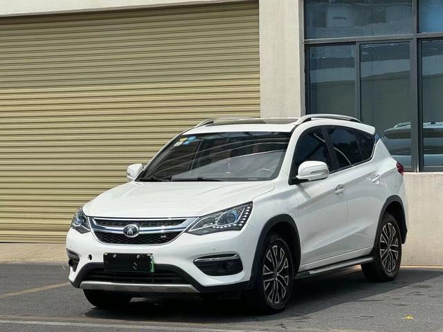 Song DM 2017 1.5TID All-Wheel Drive Luxury