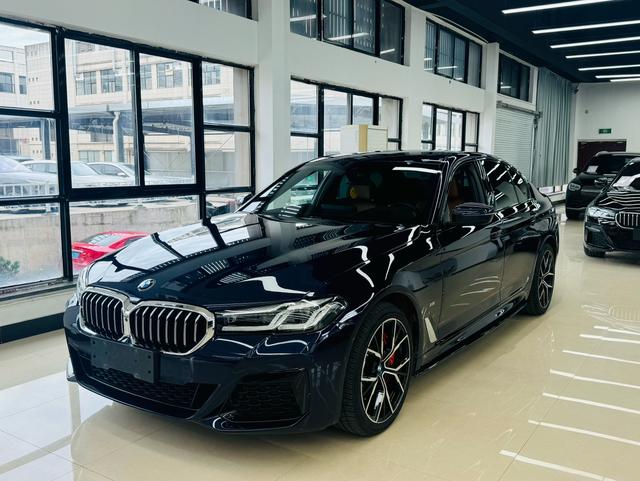 BMW 5-Series (Import) 2022 Second Revision 530i Style Edition M Sport Package