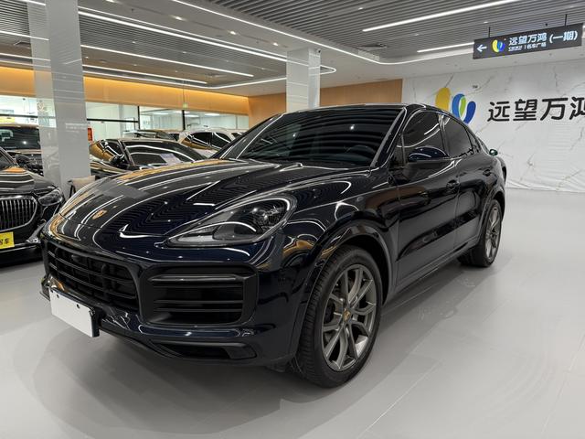Cayenne Coupé 2022 Cayenne S Coupé 2.9T Platinum Edition