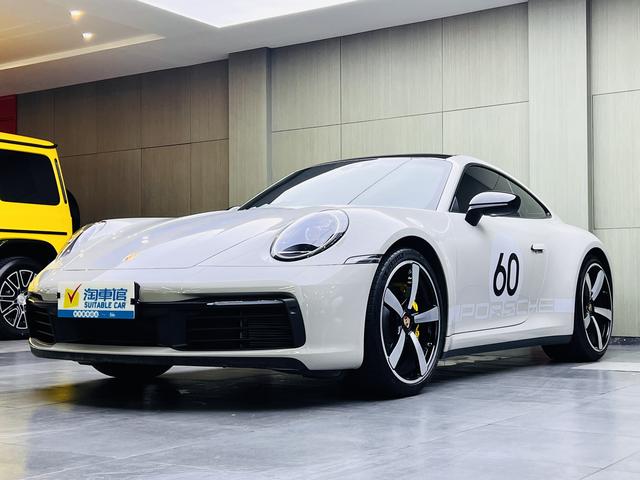 Porsche 911 2023 Carrera 3.0T