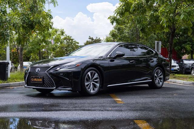 Lexus LS 2018 500h Excellence Edition State V