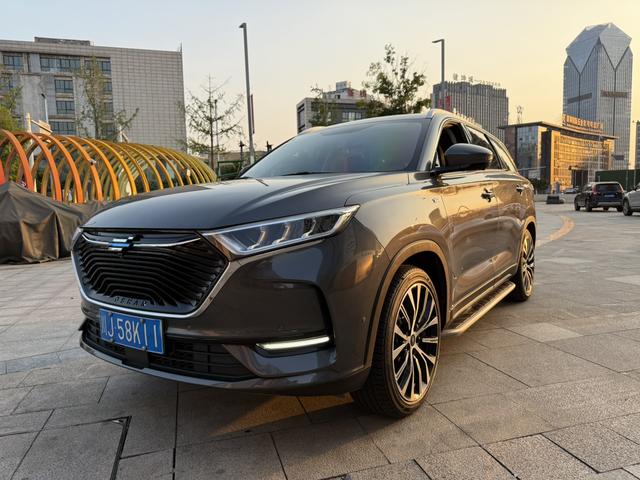 Changan Auchan X7 2021 1.5T Face Recognition Automatic Parking Space Happy Edition