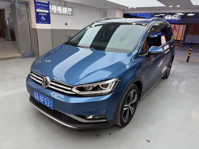 Touran L 2018 280TSI Expansion Edition 7-seat National VI