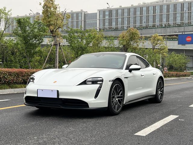 Taycan 2022 Modified Taycan