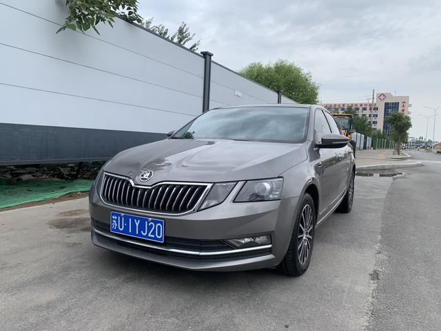 Octavia 2019 model ZI230 DSG Smart Travel Comfort Edition Country VI