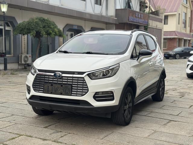 Yuan EV 2018 EV360 Smartlink Dazzling Cool Model