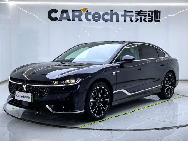 Lantu Chasing Light PHEV 2024 Ultra-long battery life Four-wheel drive Ultimate Edition