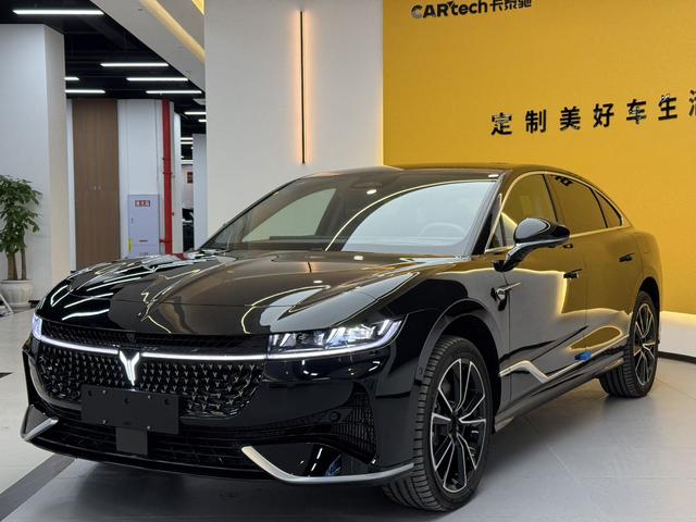 Lantu Chasing Light PHEV 2024 Ultra-long battery life Four-wheel drive Ultimate Edition