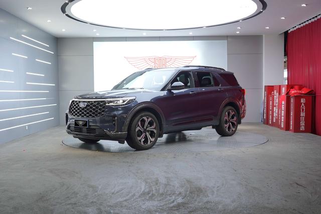 Explorer 2023 EcoBoost 285 4WD ST-LINE 6-Seater