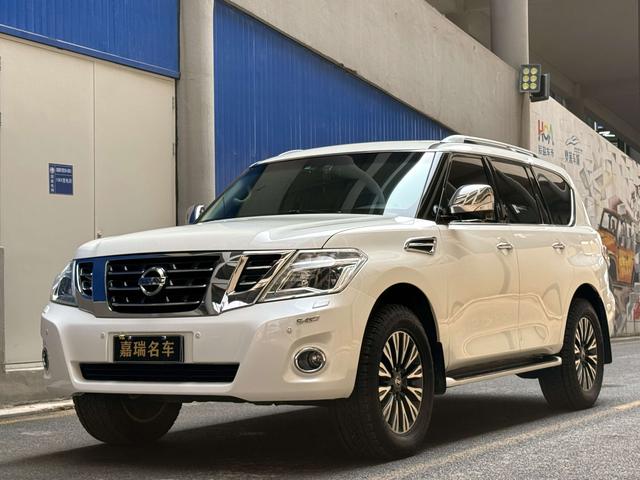 Toure 2016 4.0L automatic four-wheel drive 7-seater parallel import