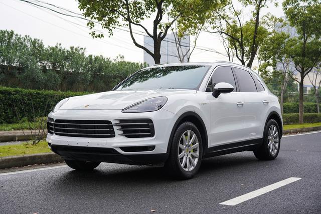 Cayenne E-Hybrid 2021 Cayenne E-Hybrid 2.0T