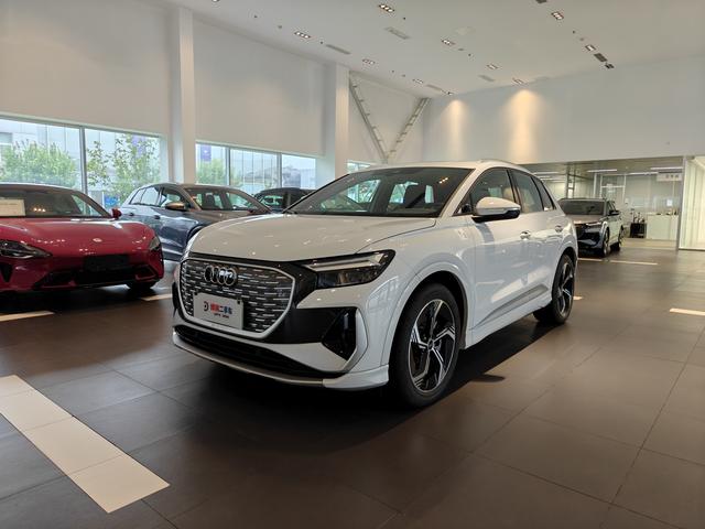 Audi Q4 e-tron 2024 model 40 e-tron Creation Edition
